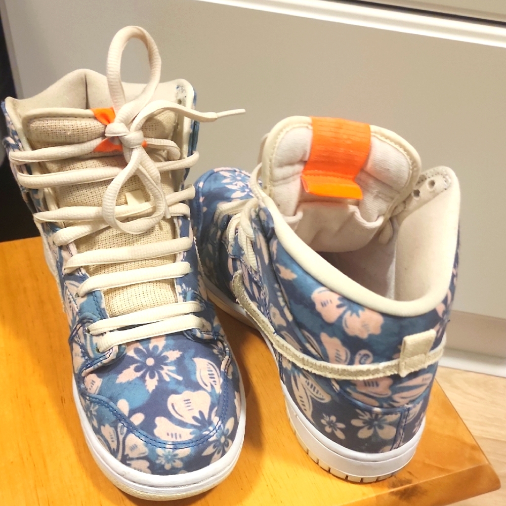 NIB Nike SB Dunk High Pro Hawaii Maui Wowie